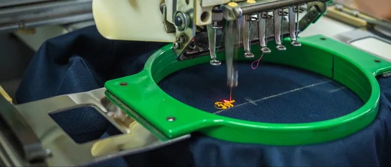 Professional embroidery digitizing process creating clean and precise stitch patterns